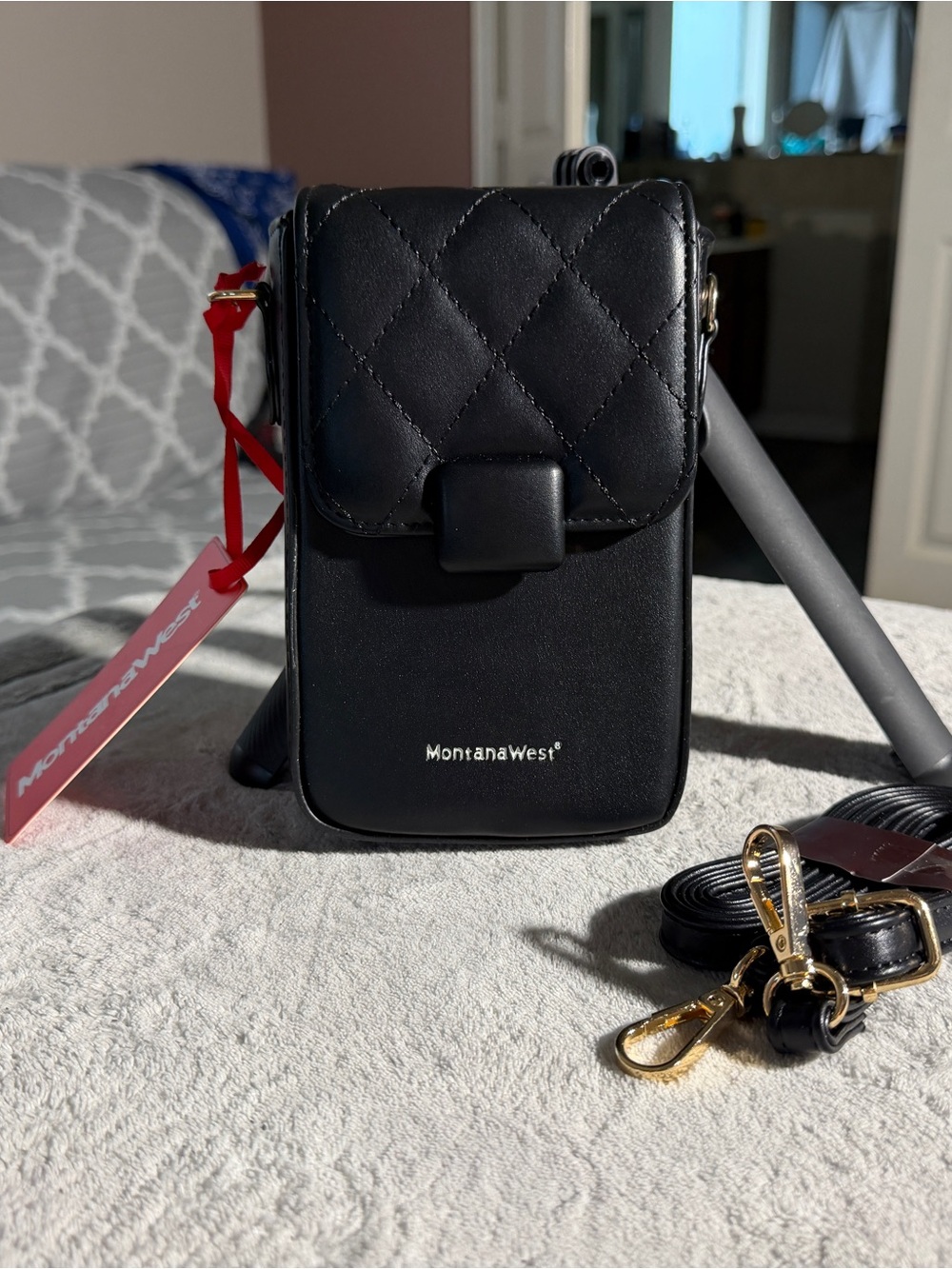 Montana West Black Quilted Flap Crossbody Phone Pouch